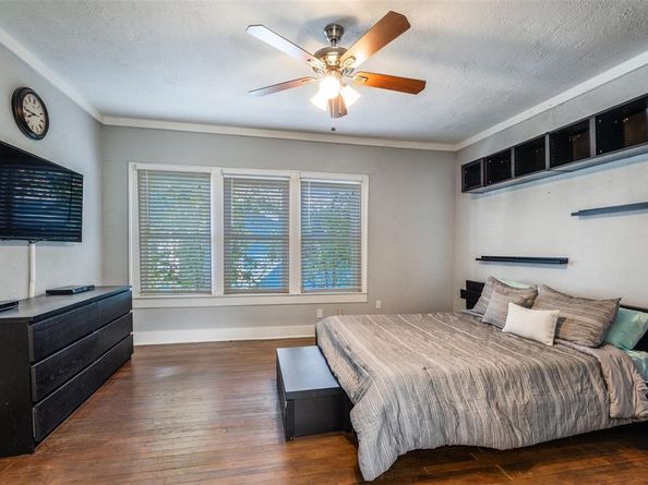 4814  Gurley Avenue , Dallas Texas 75223