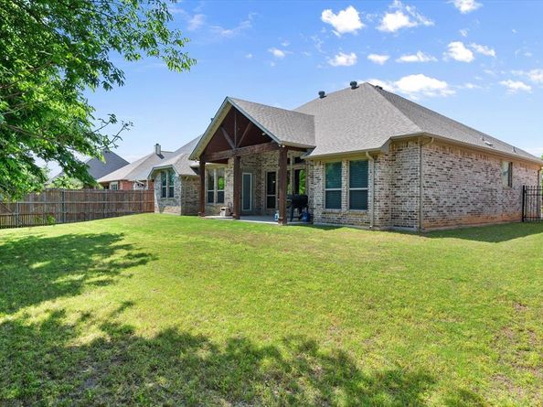 212  Rock Tree Court , Mansfield Texas 76063
