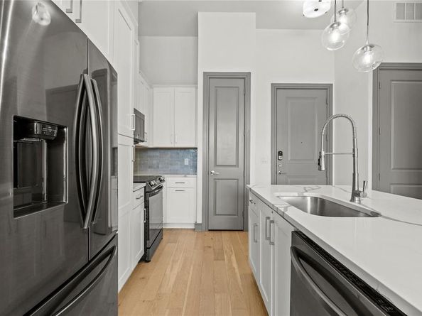 2700  Old Denton Road  1047, Carrollton Texas 75007