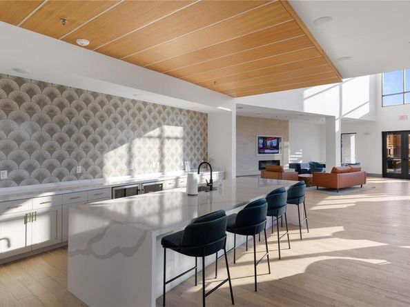 2700  Old Denton Road  1047, Carrollton Texas 75007