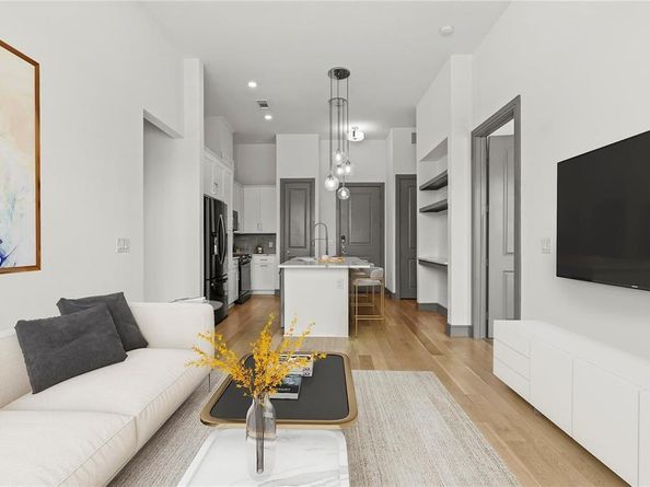 2700  Old Denton Road  1047, Carrollton Texas 75007