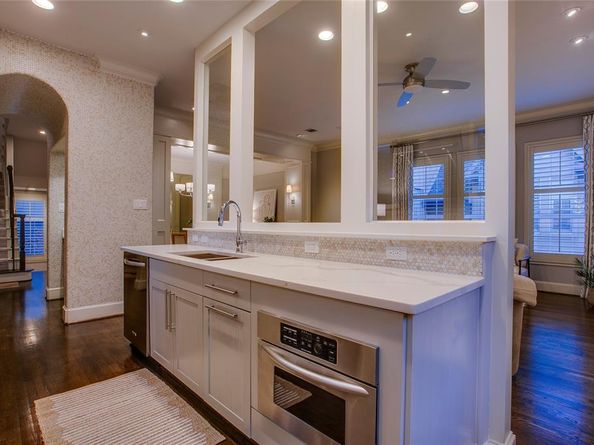 3810  Hawthorne Avenue , Dallas Texas 75219