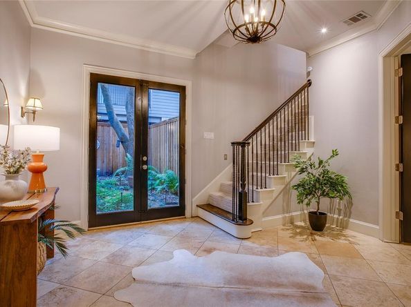 3810  Hawthorne Avenue , Dallas Texas 75219