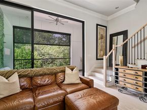 2157  Wenge Lane , Dallas Texas 75219