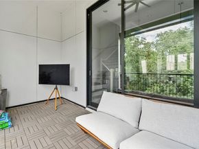 2157  Wenge Lane , Dallas Texas 75219