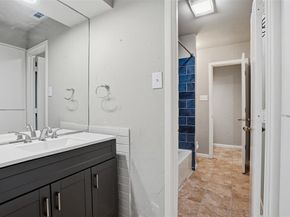 704  Timberview Court N, Fort Worth Texas 76112