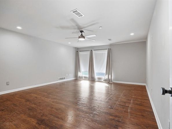 704  Timberview Court N, Fort Worth Texas 76112