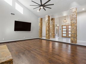 704  Timberview Court N, Fort Worth Texas 76112