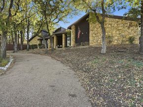 704  Timberview Court N, Fort Worth Texas 76112