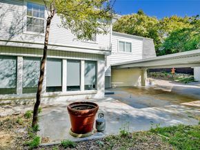 1722  Northbrook Court , Arlington Texas 76012