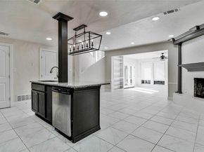 1722  Northbrook Court , Arlington Texas 76012