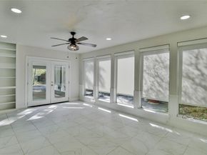 1722  Northbrook Court , Arlington Texas 76012