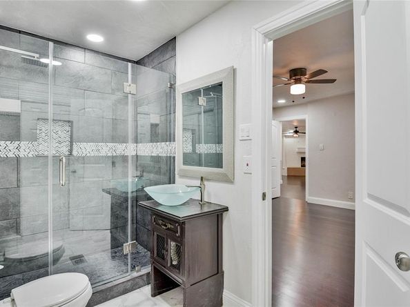 1722  Northbrook Court , Arlington Texas 76012