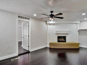 1722  Northbrook Court , Arlington Texas 76012