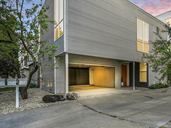 2325  Rusk Place , Dallas Texas 75204