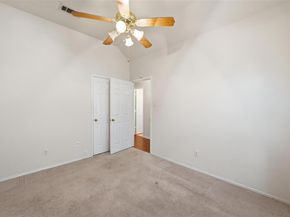 605  Kingfisher Lane , Arlington Texas 76002