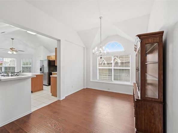 605  Kingfisher Lane , Arlington Texas 76002