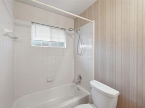 605  Kingfisher Lane , Arlington Texas 76002