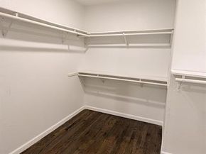 1406  Eastus Drive , Dallas Texas 75208