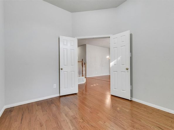 5804  Legend Lane , The Colony Texas 75056