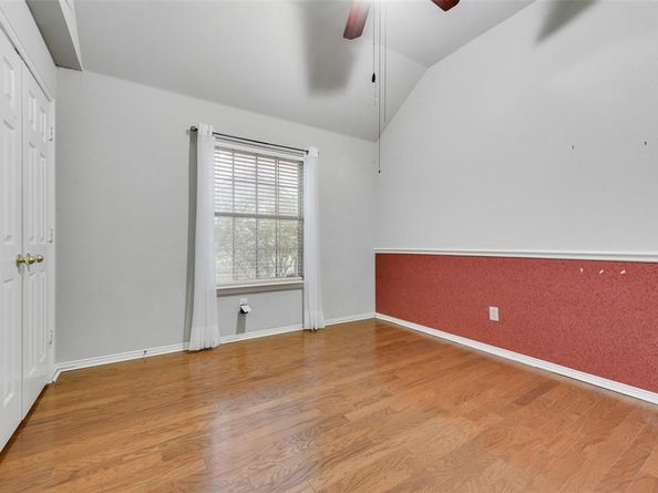 5804  Legend Lane , The Colony Texas 75056