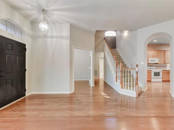 5804  Legend Lane , The Colony Texas 75056