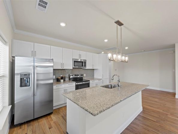 6377  MASON Court , Dallas Texas 75227