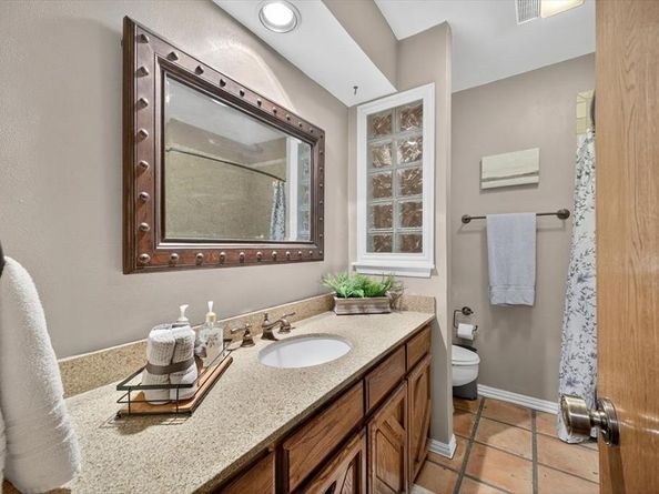 5112  Misty Wood Drive , Arlington Texas 76017