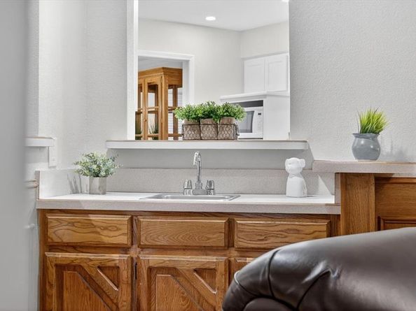 5112  Misty Wood Drive , Arlington Texas 76017