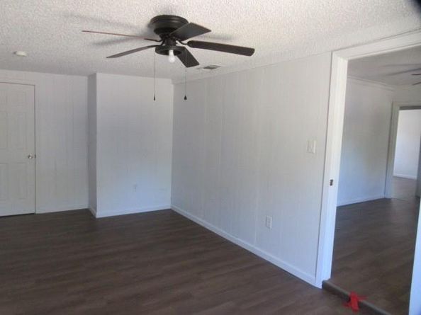 2655  Ash Crescent Street , Fort Worth Texas 76104