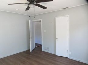 2655  Ash Crescent Street , Fort Worth Texas 76104