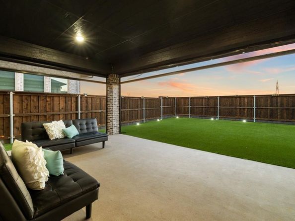 2401  Silver Leaf Drive , Northlake Texas 76226