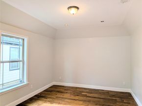 608  Holcomb Road , Dallas Texas 75217