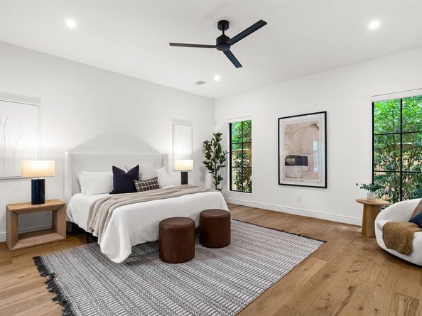 10510  Les Jardins Drive , Dallas Texas 75229