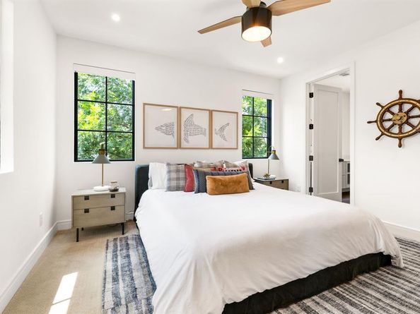 10510  Les Jardins Drive , Dallas Texas 75229