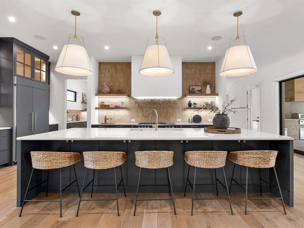 10510  Les Jardins Drive , Dallas Texas 75229