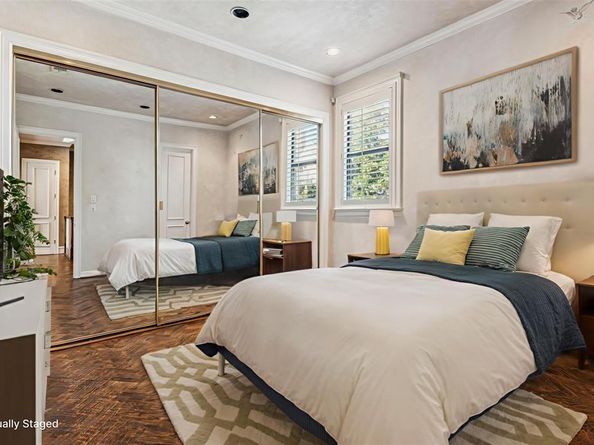 200  Hawn Court , Irving Texas 75038