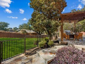 200  Hawn Court , Irving Texas 75038