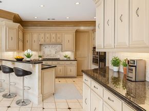 200  Hawn Court , Irving Texas 75038