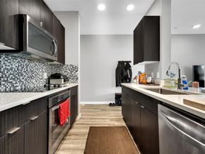 1565  Fiji Street , Dallas Texas 75203