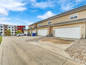 1565  Fiji Street , Dallas Texas 75203