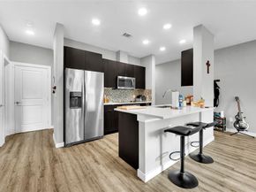 1565  Fiji Street , Dallas Texas 75203