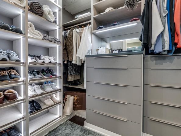 3130 N Harwood Street  1903, Dallas Texas 75201