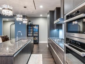 3130 N Harwood Street  1903, Dallas Texas 75201