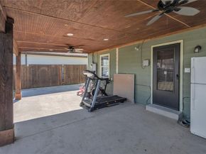 1315  Stewart Street , Fort Worth Texas 76104