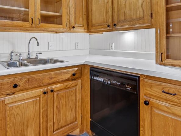 2807  Woodmont Trail , Fort Worth Texas 76133