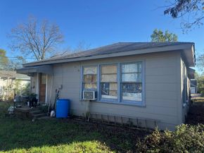 1613  James Drive , Garland Texas 75042