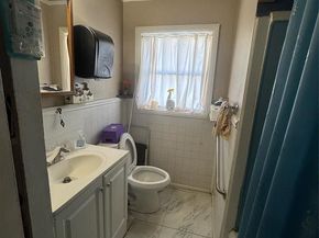 1613  James Drive , Garland Texas 75042