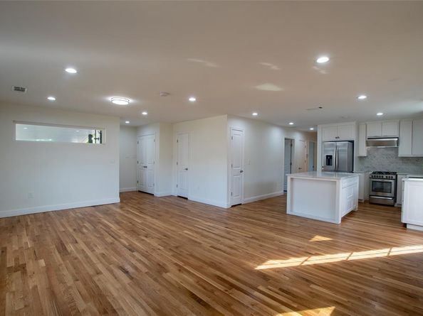 2220  Housley Drive , Dallas Texas 75228