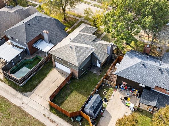 4010  David Drive , Rowlett Texas 75088